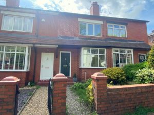 Tottington Road, Bury, BL8 1TX